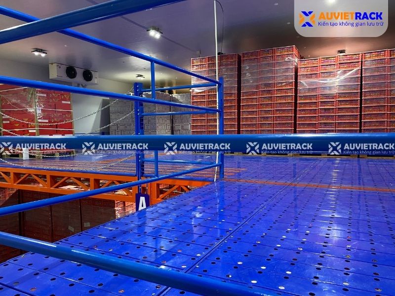 Sàn thao tác kệ kho lạnh tại Hải Phòng 
